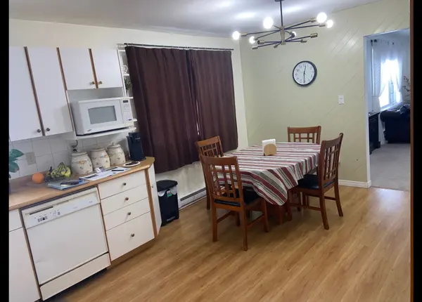 9 Fitz AVE, South River, ON P0A 1X0