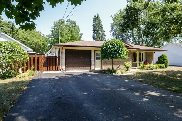 31 Lexington CRES, Belleville, ON K8P 4L2