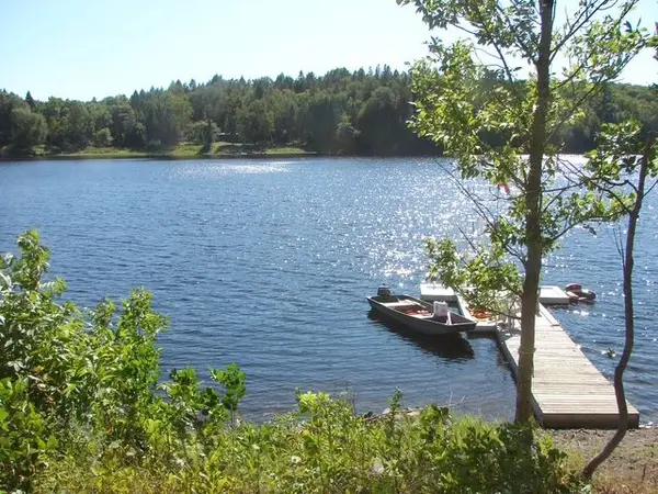 14 BESTWICK CRES, Whitestone, ON P0A 1G0