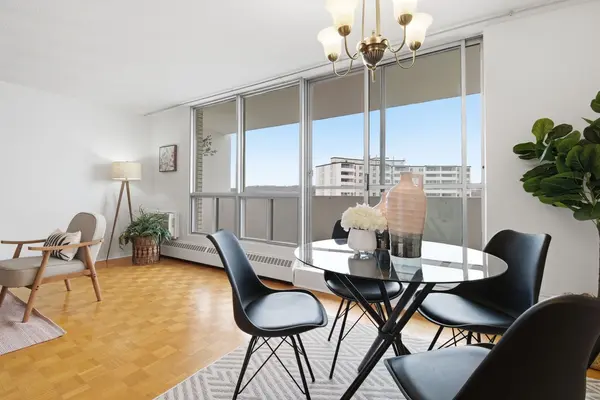 15 Towering Heights BLVD N #708, St. Catharines, ON L2T 3G7