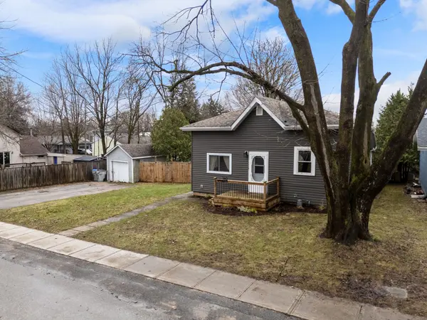 140 Rattenbury ST W, Central Huron, ON N0M 1L0