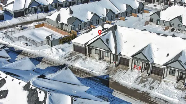 63 Compass TRL #35, Central Elgin, ON N5L 0B4