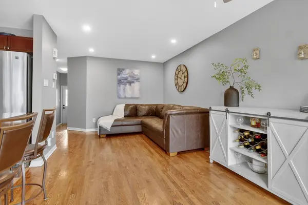 317 Copperfield CRES, Barrhaven, ON K2J 0L2