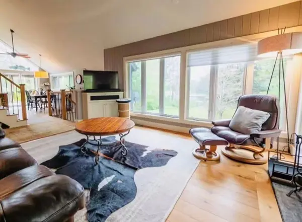 400 Lakeview DR, Georgian Bay, ON L0K 1S0