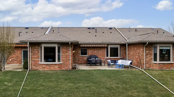 42 Bayfield Mews LN, Bluewater, ON N0M 1G0