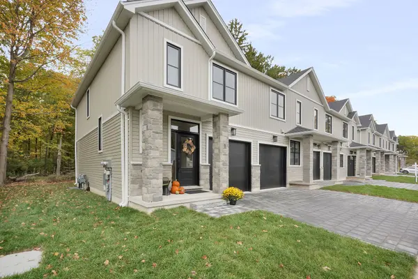 279 HILL ST #9, Central Elgin, ON N5L 0C4