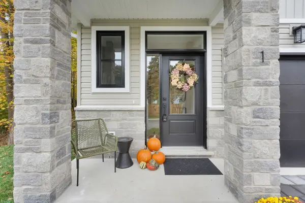 279 HILL ST #9, Central Elgin, ON N5L 0C4