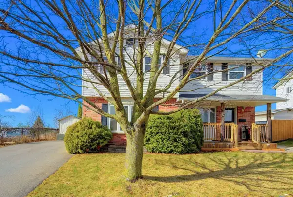 828 Elgin ST N, Cambridge, ON N1R 8C2