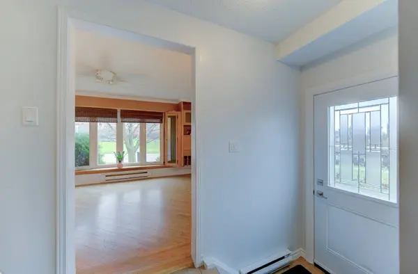 828 Elgin ST N, Cambridge, ON N1R 8C2