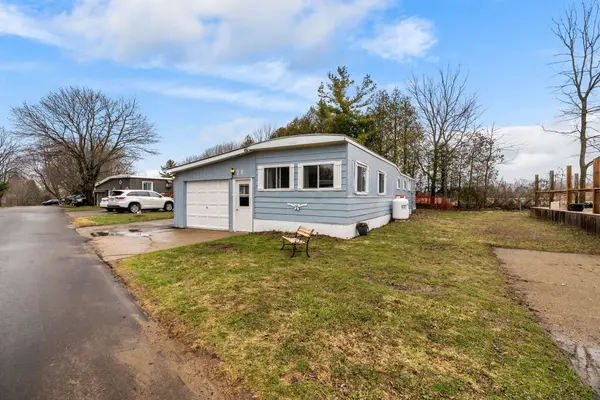 28 Sutton DR, Ashfield-colborne-wawanosh, ON N7A 3Y3