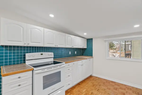 28 Sutton DR, Ashfield-colborne-wawanosh, ON N7A 3Y3