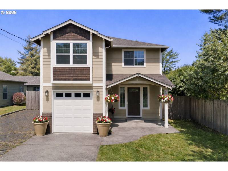 1225 3RD AVE, Hammond, OR 97121