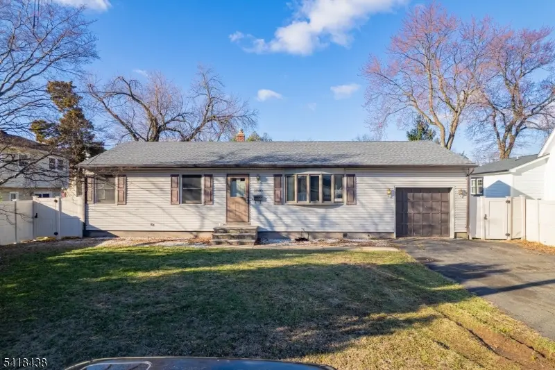 2240 Murray Ave, South Plainfield Boro, NJ 07080