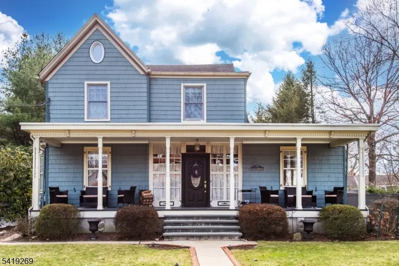 151 Washington Ave, Hillsdale Boro, NJ 07642