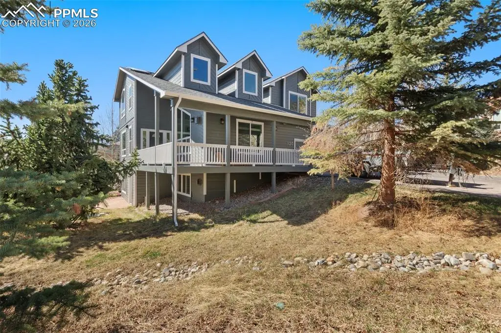 120 Red Clover CT, Woodland Park, CO 80863