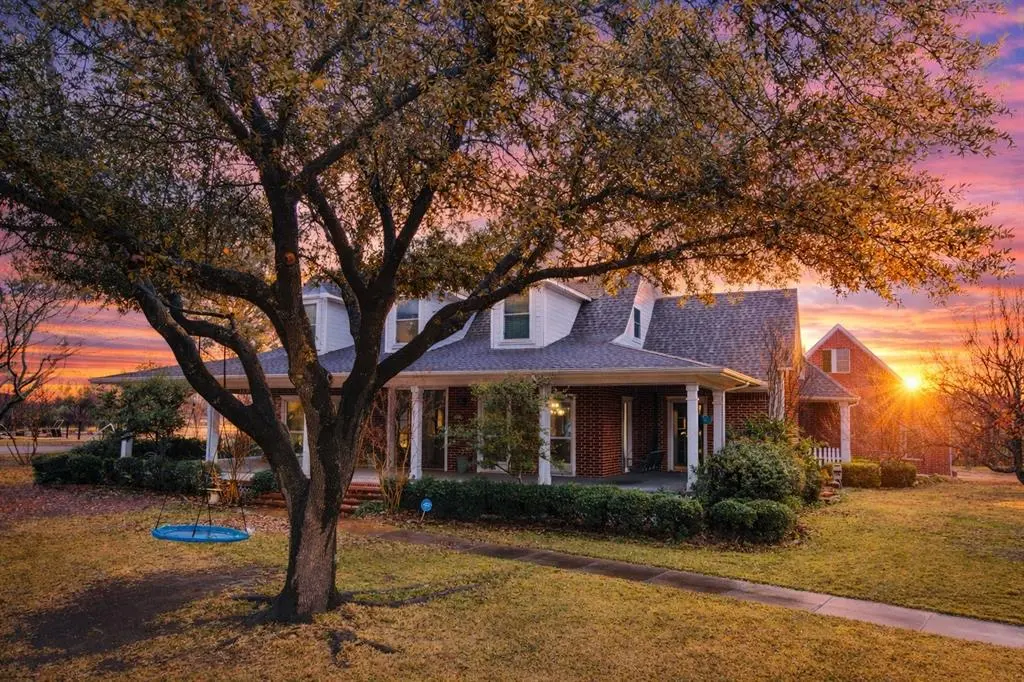 405 Chippendale Drive, Heath, TX 75032