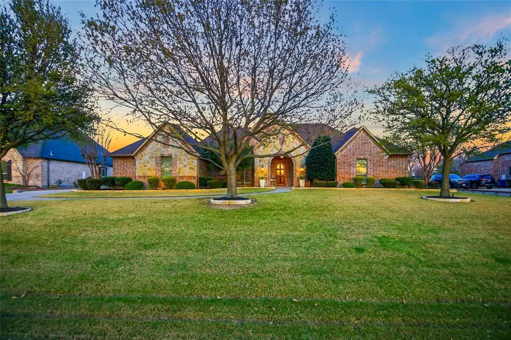3304 Twin Lakes Drive, Celina, TX 75078