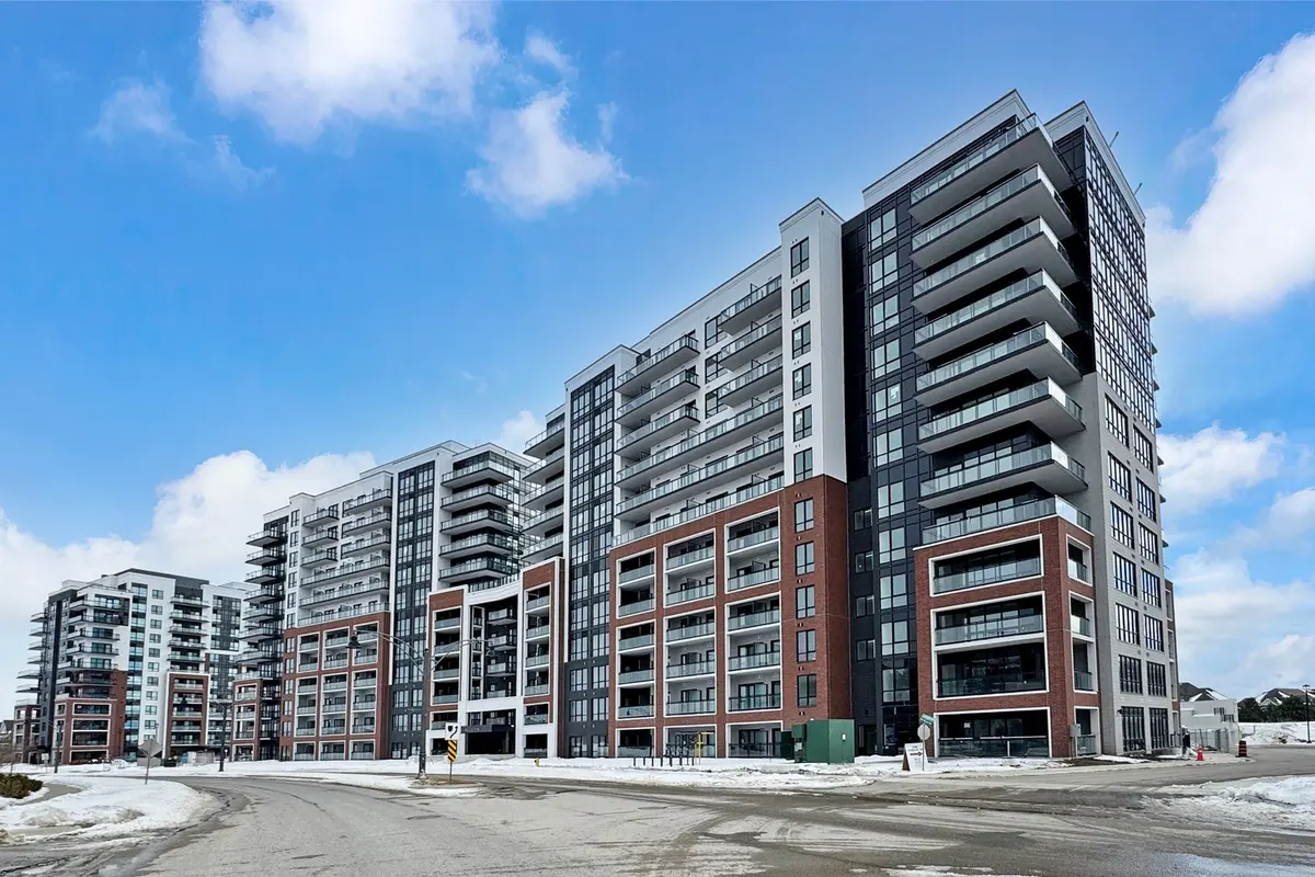 51 Clarington BLVD #118, Clarington, ON L1C 7J8