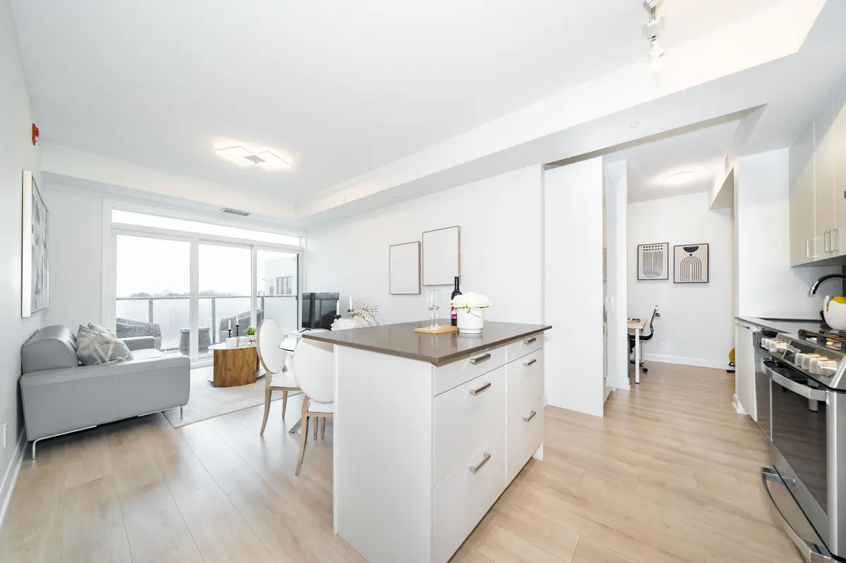 385 Osler ST #610, Toronto W03, ON M6N 0B2