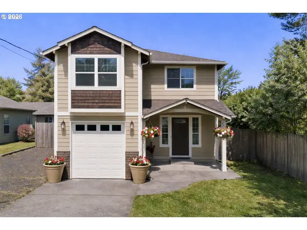 1225 3RD AVE, Hammond, OR 97121