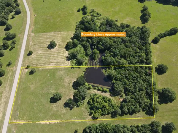 Lot 100 Lake Ridge Drive, Streetman, TX 75859
