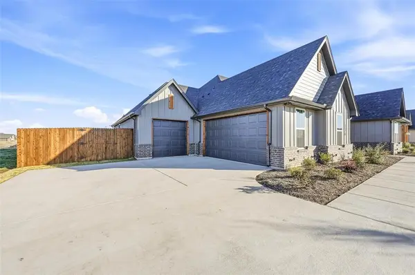 136 Grey Wolf, Godley, TX 76044