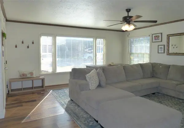 1031 11th, Brady, TX 76825