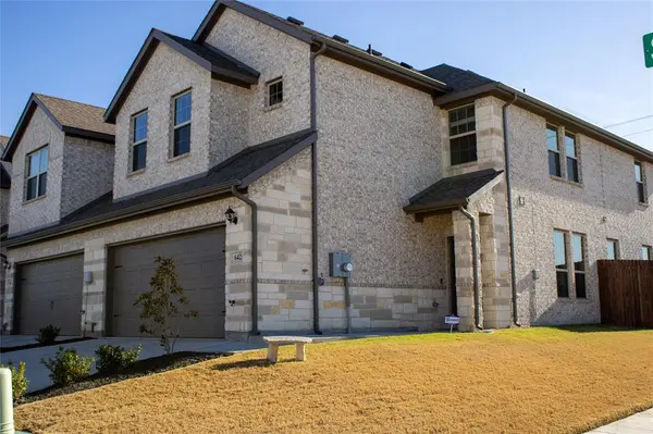642 Sandiford Court, Mansfield, TX 76063