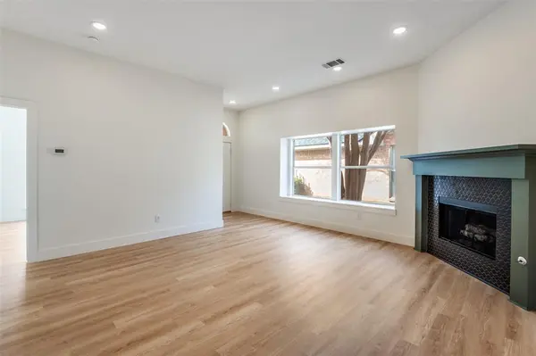 2207 Arbor Creek Drive, Carrollton, TX 75010