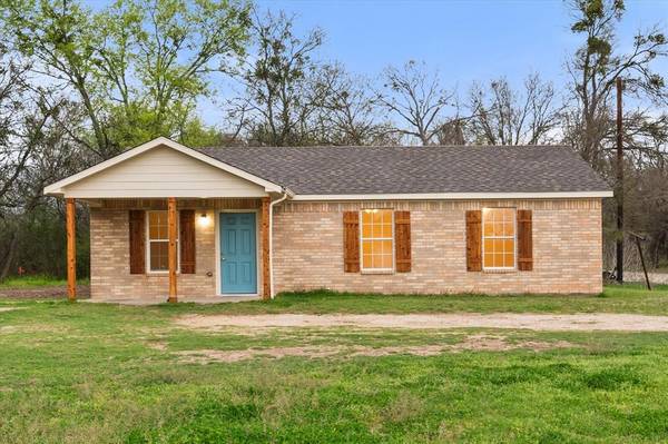 900 S 3rd Avenue E,  Dawson,  TX 76639