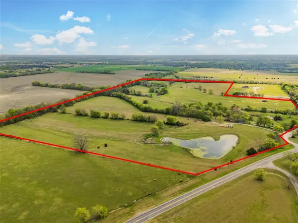 3847 Fm 3133, Van Alstyne, TX 75495