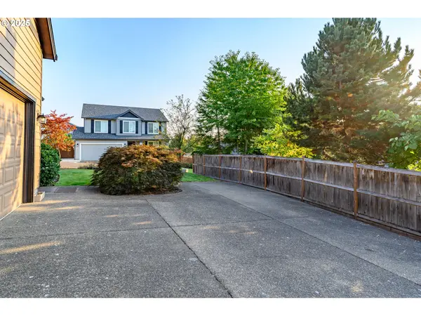 398 SW MT MAZAMA ST, Mc Minnville, OR 97128