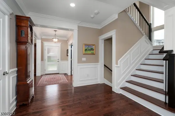 2 E Hartwick Dr, Montgomery Twp., NJ 08558