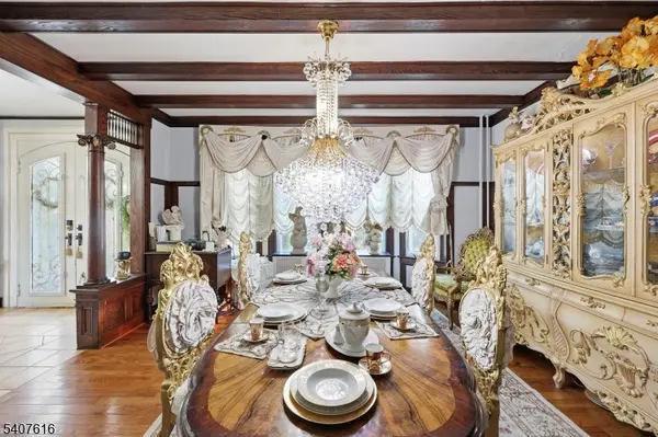 871 Colonia Rd, Elizabeth City, NJ 07208