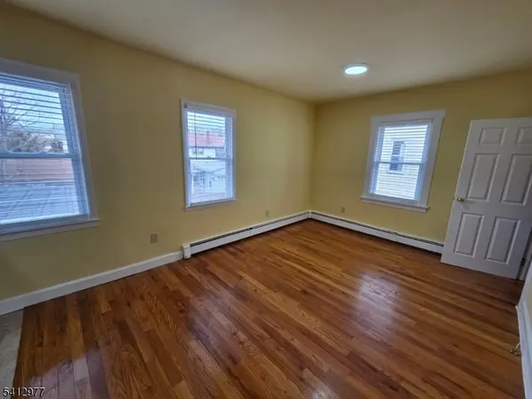 5 Bay Ave #2, Bloomfield Twp., NJ 07003