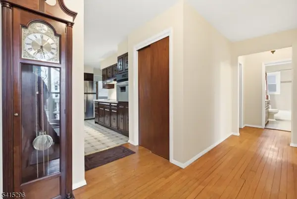 14 Hill Rd, Stanhope Boro, NJ 07874