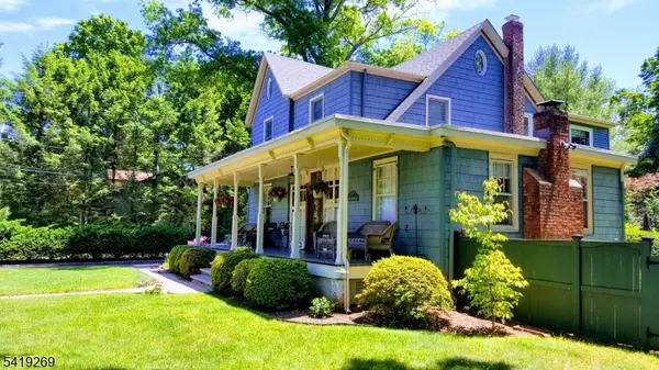 151 Washington Ave, Hillsdale Boro, NJ 07642