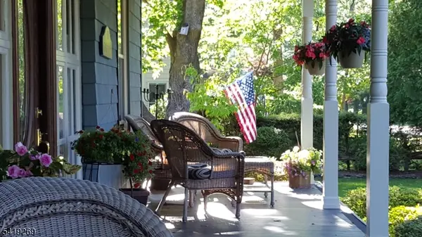 151 Washington Ave, Hillsdale Boro, NJ 07642