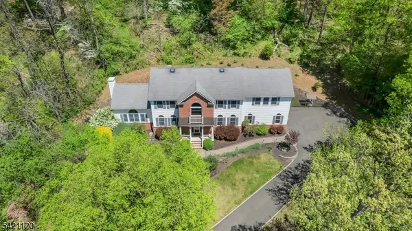 63 Twin Oaks Rd, Bridgewater Twp., NJ 08807