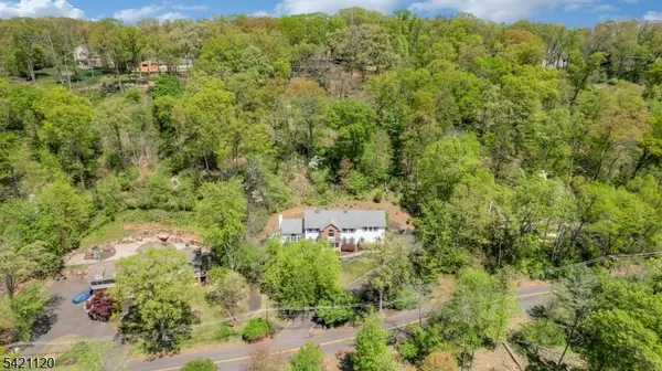 63 Twin Oaks Rd, Bridgewater Twp., NJ 08807