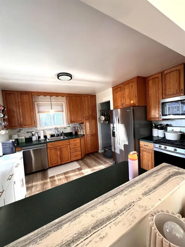 4433 Mayfair ST, Dearborn Heights, MI 48125