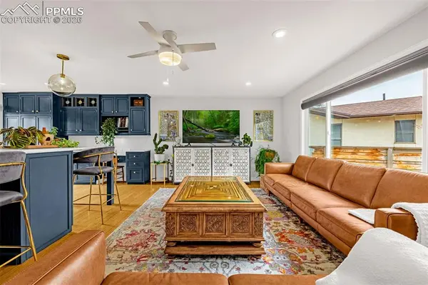 2306 Providence CIR, Colorado Springs, CO 80909