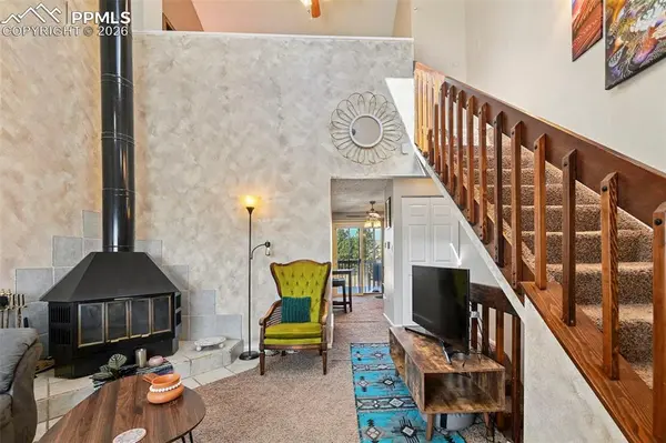 5568 Dunbar CT, Colorado Springs, CO 80918