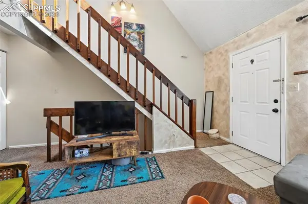 5568 Dunbar CT, Colorado Springs, CO 80918