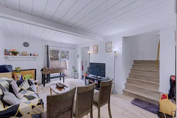 5404 10 AVE SE #317, Calgary, AB T2A 5G4