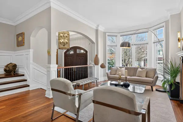 59 Burndale AVE, Toronto C07, ON M2N 1S6