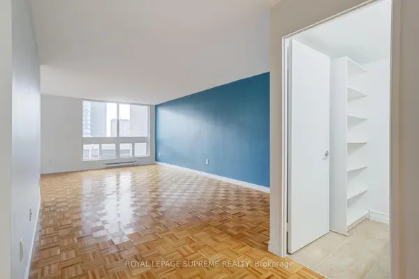 5 Kenneth AVE #1804, Toronto C14, ON M2N 6M7