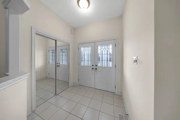 725 Audley RD S, Ajax, ON L1Z 0T7