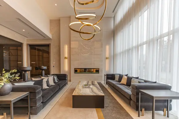 8888 Yonge ST #613, Richmond Hill, ON L4C 5V6