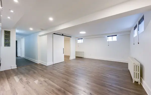 24 Alyward ST #Lower, Toronto W04, ON M6M 3L3